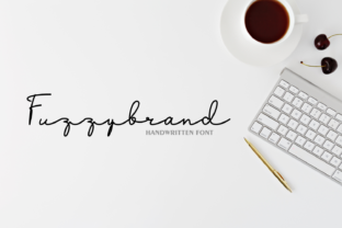 Fuzzybrand: A Handwritten Typeface for Digital Creators